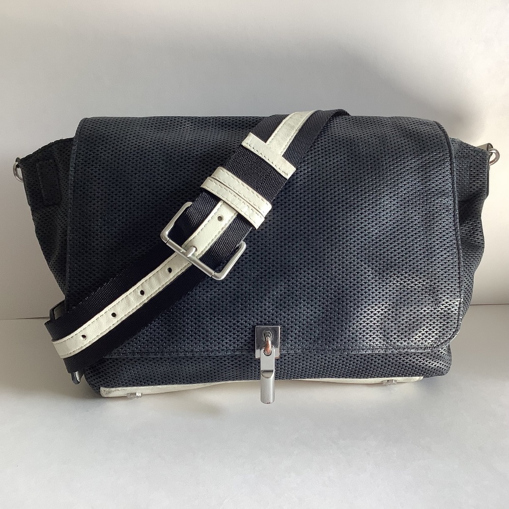 Elizabeth and James Cynnie Crossbody Bag